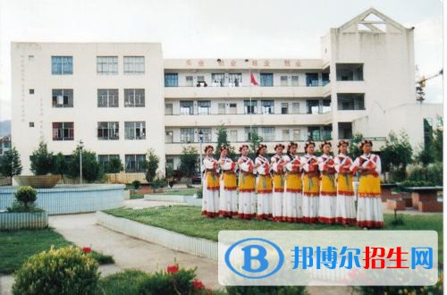 富宁县民族职业高级中学招生办联系电话