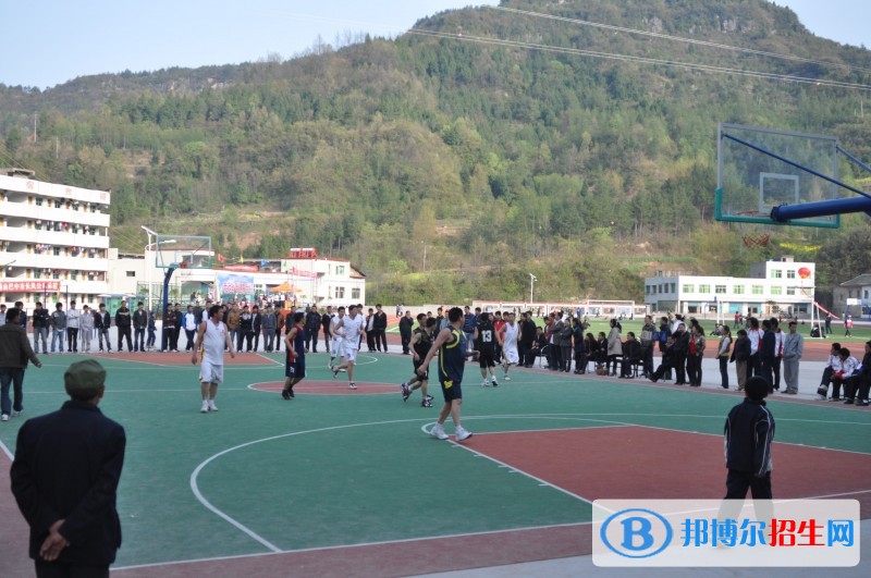 通江县至诚职业中学