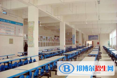 通江县至诚职业中学食堂