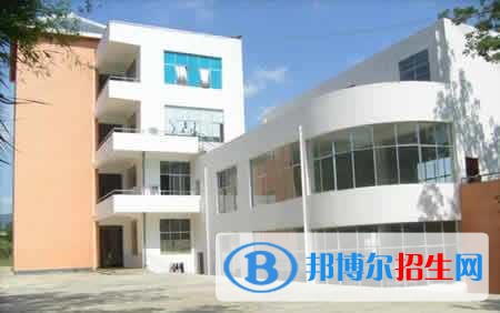 峨边彝族自治县民族职业高级中学2018年报名条件、招生对象
