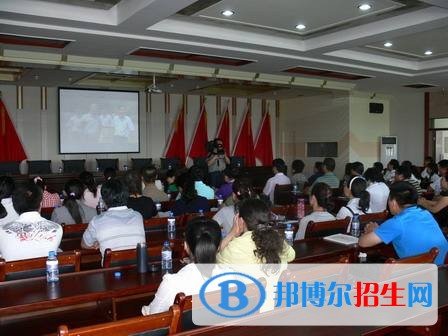乐山市中区育贤中等职业学校招生办联系电话