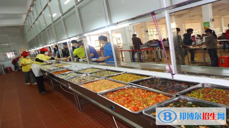 宝鸡郡智技工学校食堂