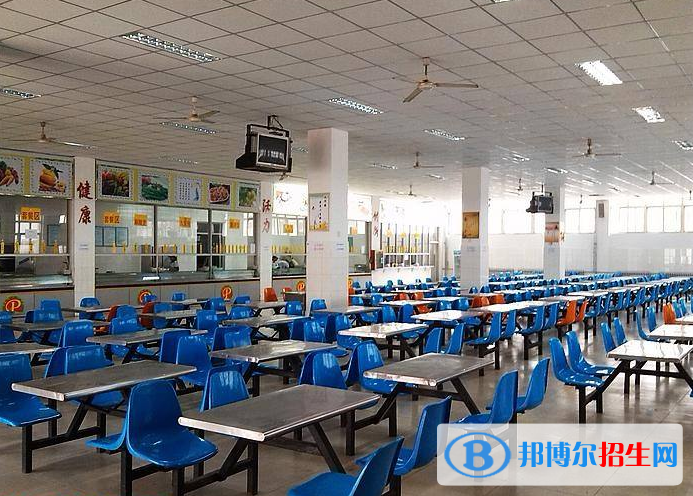 西安华山技工学校宿舍条件