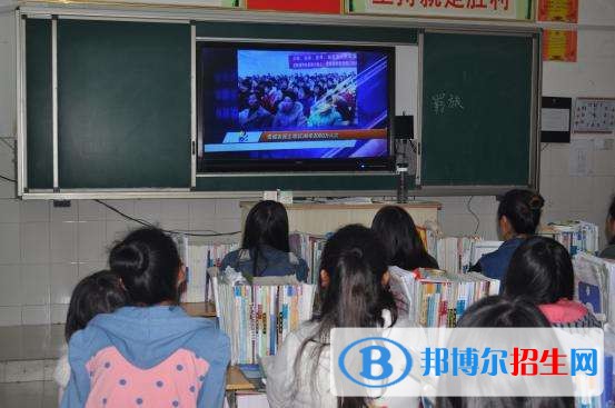 石家庄信产科技中等专业学校网站网址