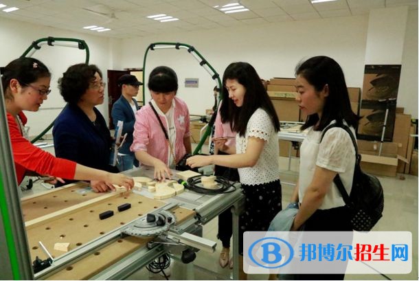 西安市园林技工学校