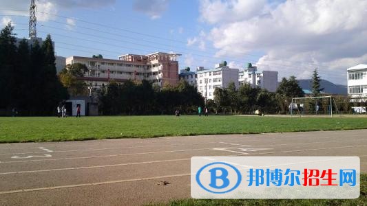  石家庄新世纪中等专业学校2018年报名条件、招生对象