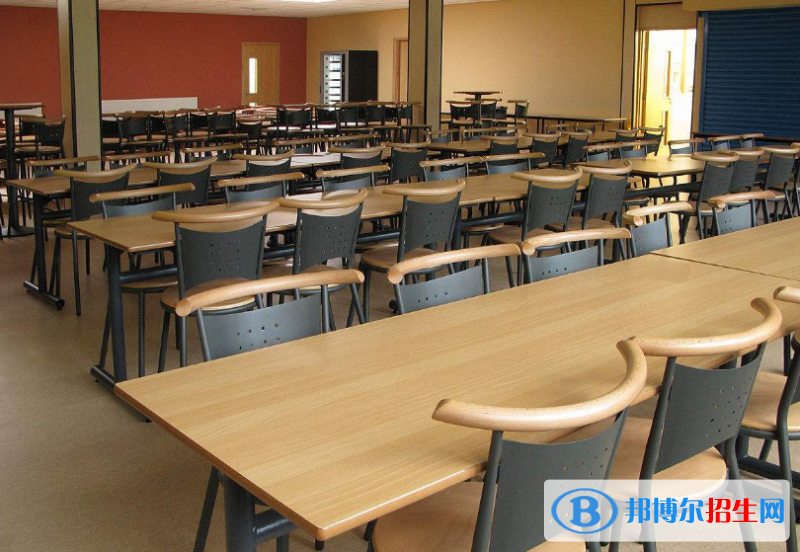 石家庄百富勤中等专业学校宿舍条件