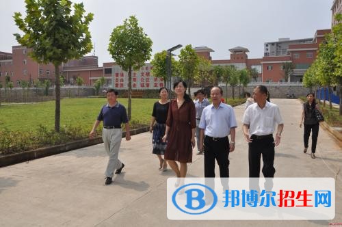赞皇县职教中心招生办联系电话