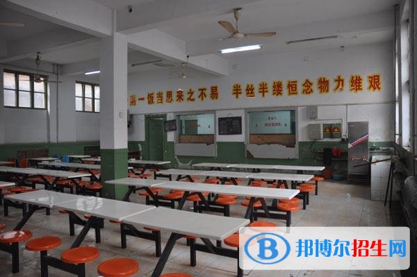 石家庄棉四幼师学校宿舍条件