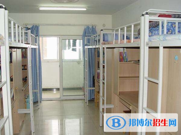 南郑职业教育中心宿舍条件