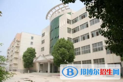 临汾高级技工学校202年招生办联系电话