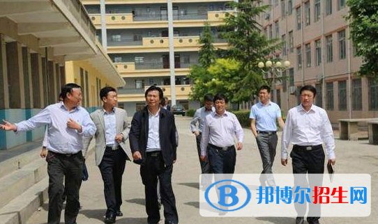 山阳职业技术教育中心招生办联系电话