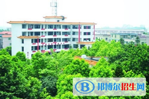 大同县职业学校2021年招生办联系电话