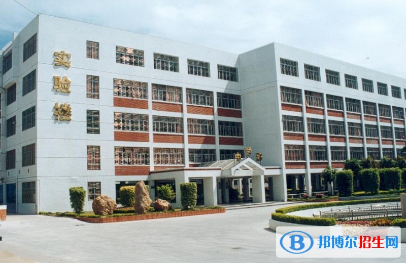 长治文化艺术学校网站网址