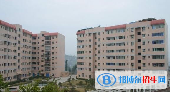重庆没初中毕业证能去中专学校
