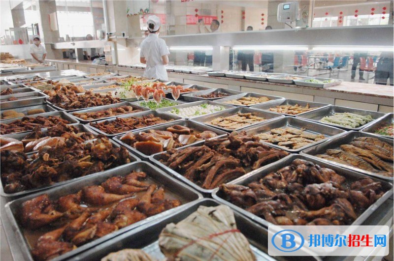 胶州市职业教育中心校宿舍条件
