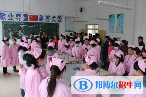 重庆中专学校是什么学校