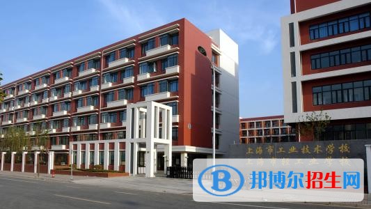 贵阳中专学校学什么专业