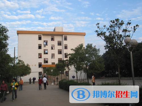 徐州医药中等专业学校招生办联系电话
