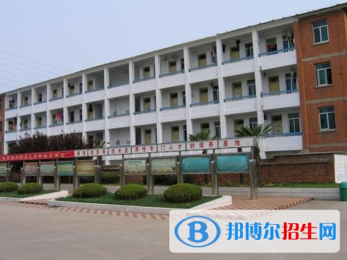 贵阳女生上中专学校学什么好