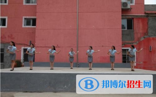 贵阳女生在中专学校学什么好