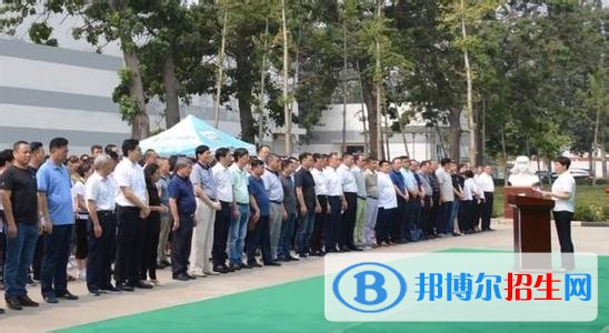 贵阳初中女生上什么中专学校好