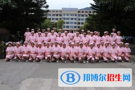 云南女生读高中好还是中专学校