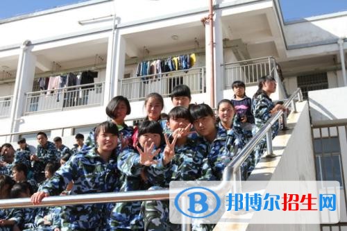 昆明中专学校学什么好