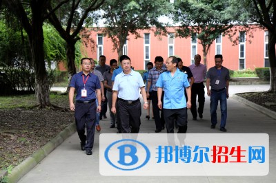 四川初中毕业能上什么中专学校