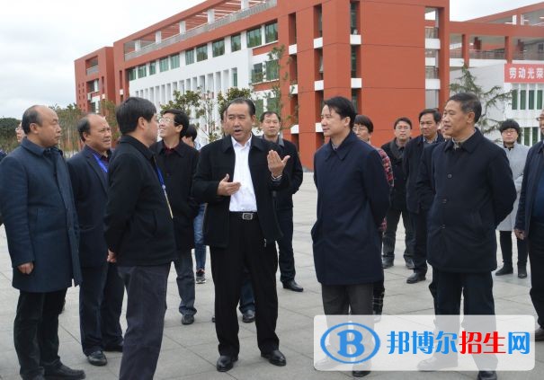 贵州初中毕业读什么中专学校好