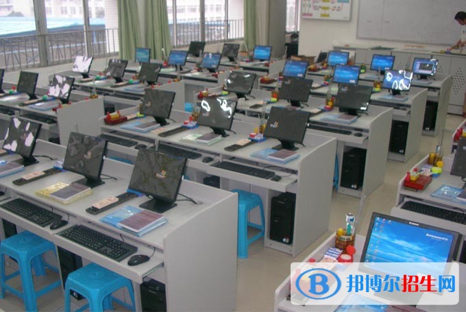 贵州高中中专学校都有什么专业