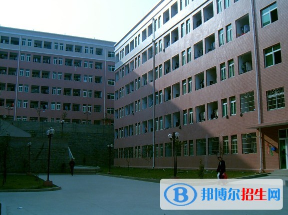 贵州高中毕业读中专学校好吗