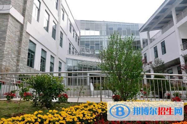 贵州高中毕业能上中专学校