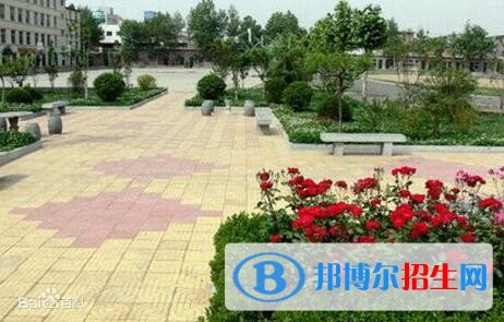 四川哪个中专学校好