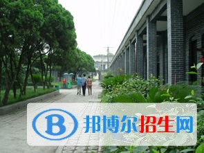 四川省大邑县安仁中学地址在哪里