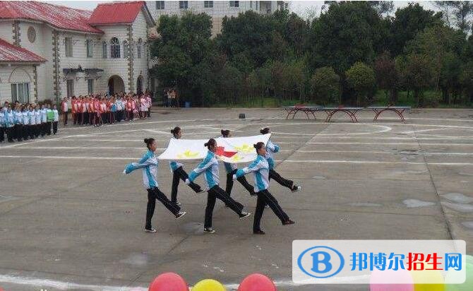 四川现在中专学校学什么专业好
