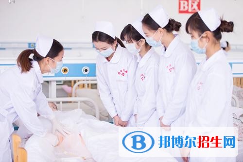 大理女生读什么中专学校好