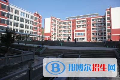大理高中毕业可以读中专学校吗