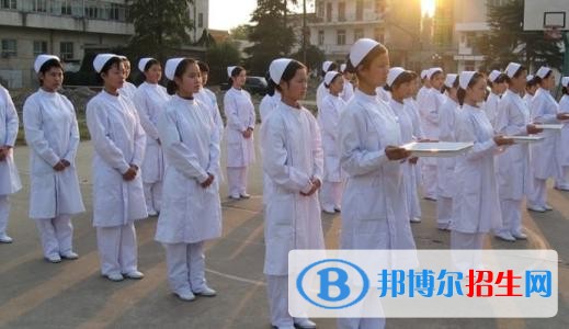 大理高中女生上什么中专学校好