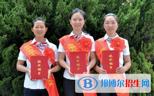 曲靖女生上中专学校有哪些技术