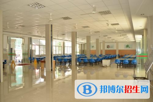 玉溪中专学校是什么