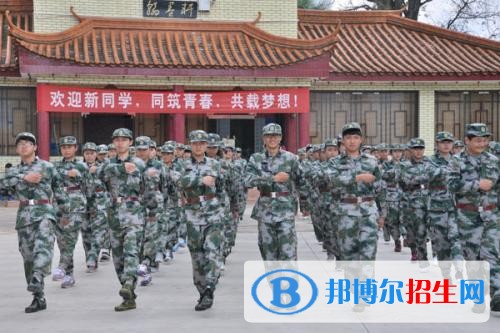 玉溪初中女生毕业后读什么中专学校好