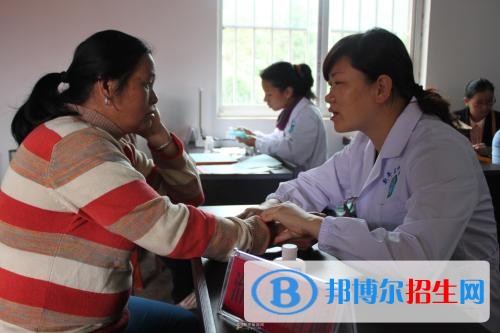 玉溪高中好还是中专学校好