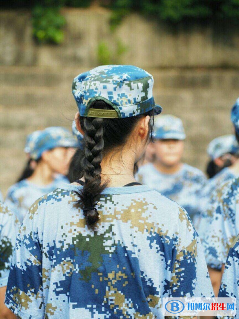 红河中专学校在哪里