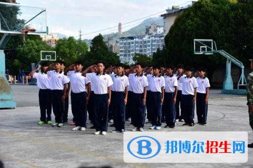 楚雄中专学校属于什么学历