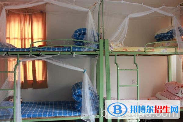 红河高中毕业可以读中专学校吗