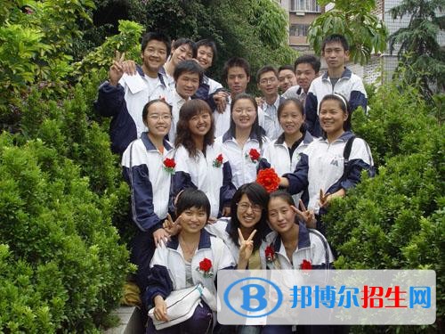 高中女生上什么中专学校好