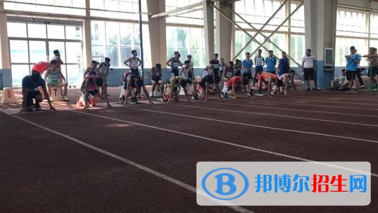 楚雄女生读中专学校学什么好