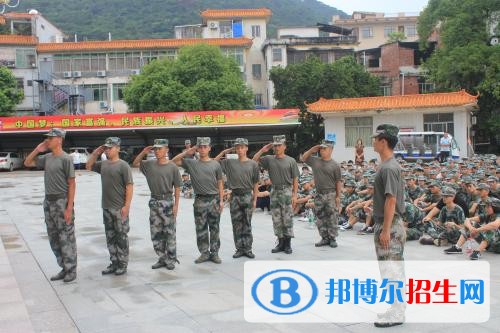 楚雄女生上中专学校学什么好
