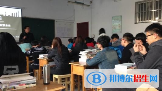 达州中专学校生可以考大学吗